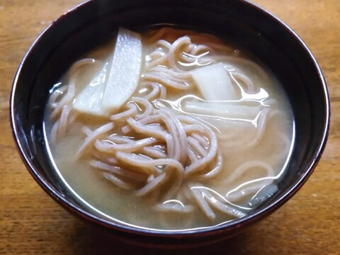 大根と蕎麦の味噌汁